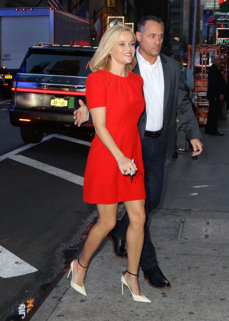 Reese Witherspoon at Good Morning America Show in New York 82